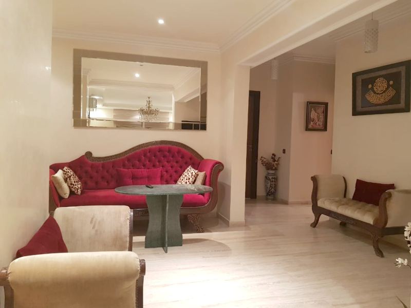 Appartement 2 chambres avec grand balcon à vendre – Avenue Abdelkrim El Khattabi, Guéliz – photo 2