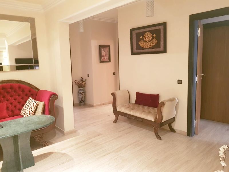 Appartement 2 chambres avec grand balcon à vendre – Avenue Abdelkrim El Khattabi, Guéliz – photo 3