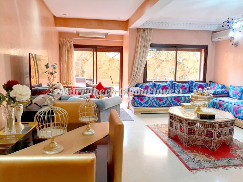 Duplex F4 meublé avec terrasse de 52 m² à louer – Majorelle, Marrakech