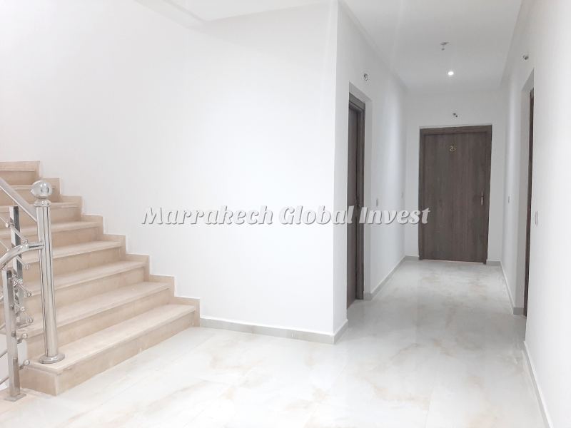 Plateau de bureau 54 m² à louer – Guéliz, Marrakech – photo 2