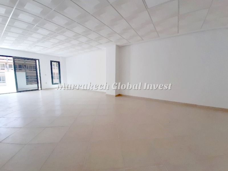 Plateau de bureau 60 m² avec balcon à louer – Guéliz, Marrakech
