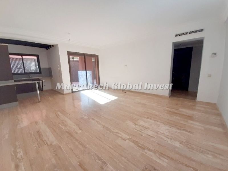Appartement 108 m² avec terrasse et cour à vendre – Guéliz, Marrakech