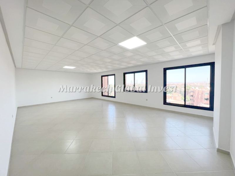 Bureau neuf 57 m² avec balcon à louer – Guéliz, Marrakech – photo 5