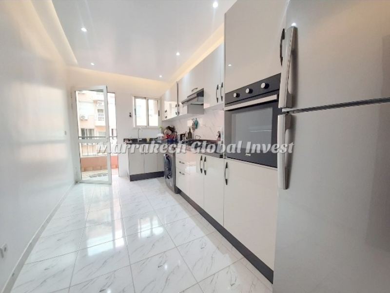 Appartement rénové 2 chambres avec balcon à vendre – Guéliz, Marrakech