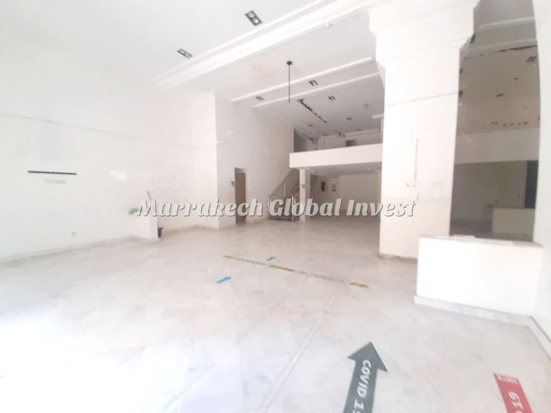 Local commercial 263 m² avec mezzanine à louer – Guéliz, Marrakech – photo 5