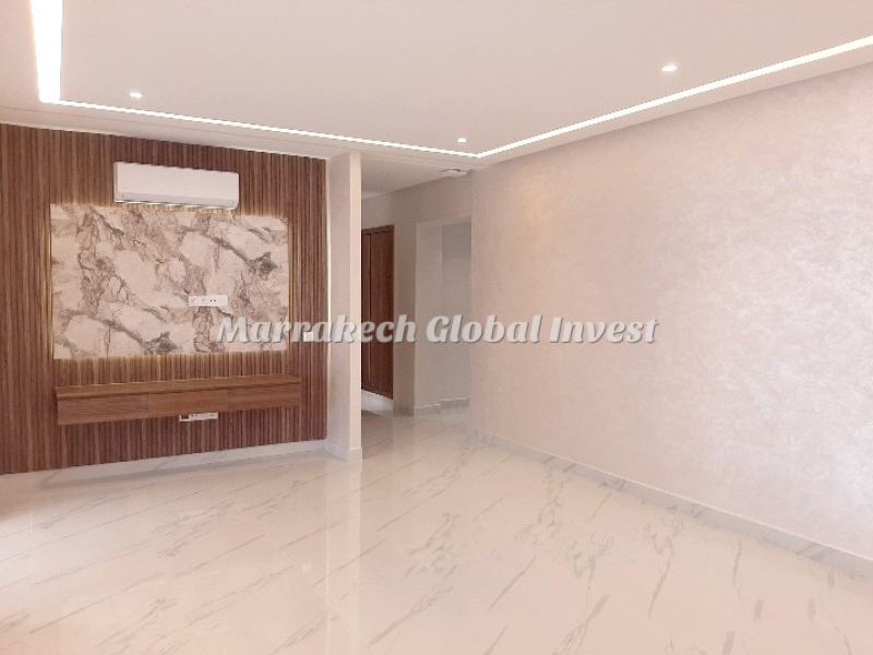 Appartement F4 rénové 139 m² à louer – Victor Hugo, Guéliz, Marrakech – photo 4