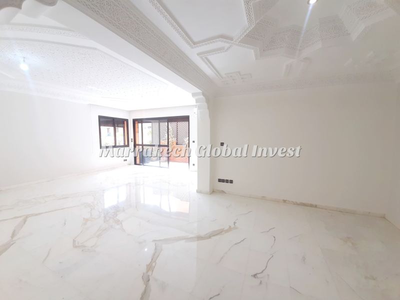 Appartement F4 rénové 171 m² avec terrasse à louer – Hivernage, Marrakech – photo 2