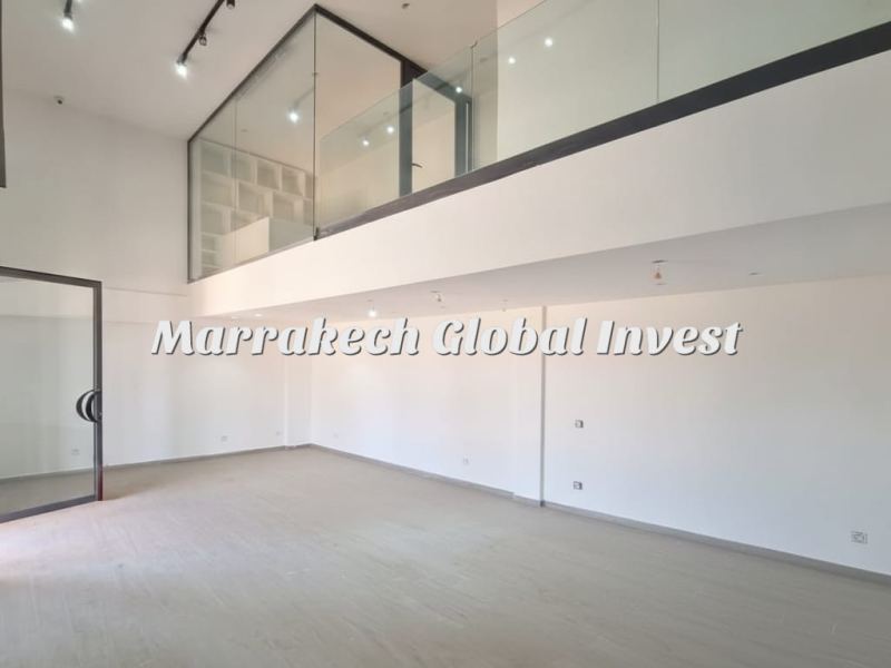 Local commercial 43 m² avec mezzanine à vendre – Izdihar, Marrakech – photo 4